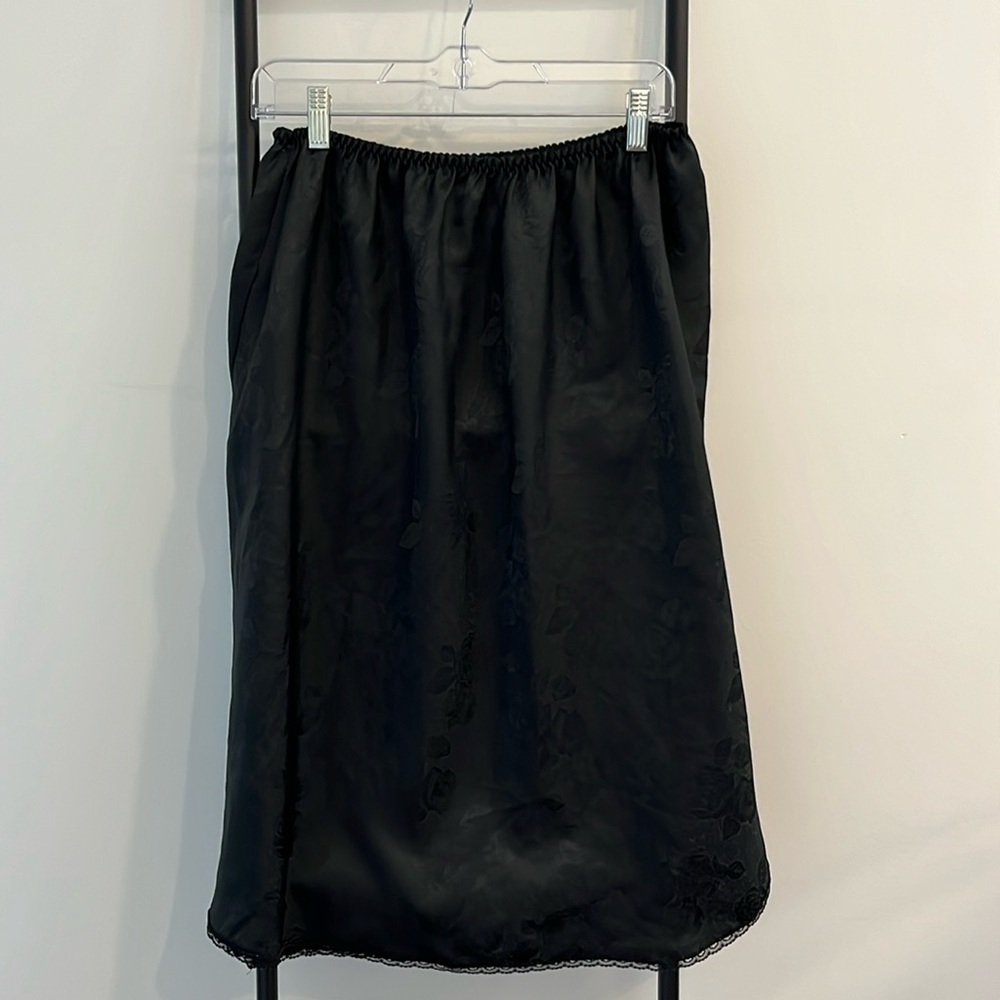 Vintage Danbury Polyester Black Lace Floral Half Slip Women Size 2X